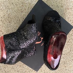Nina New York “Yaneli” Black Sequin Wedge High Heels Size 8